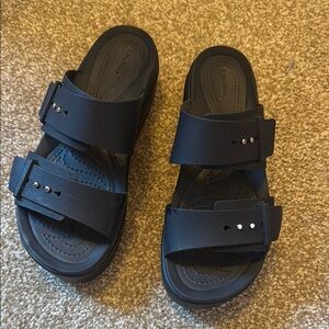 Crocs Brooklyn Buckle Platform Slides